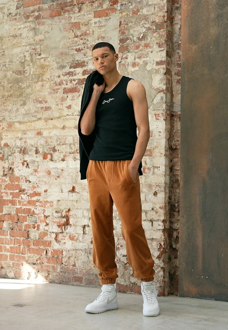 Sean John SCRIPT LOGO ESSENTIAL - Jogginghose - Cognac – Bild 2