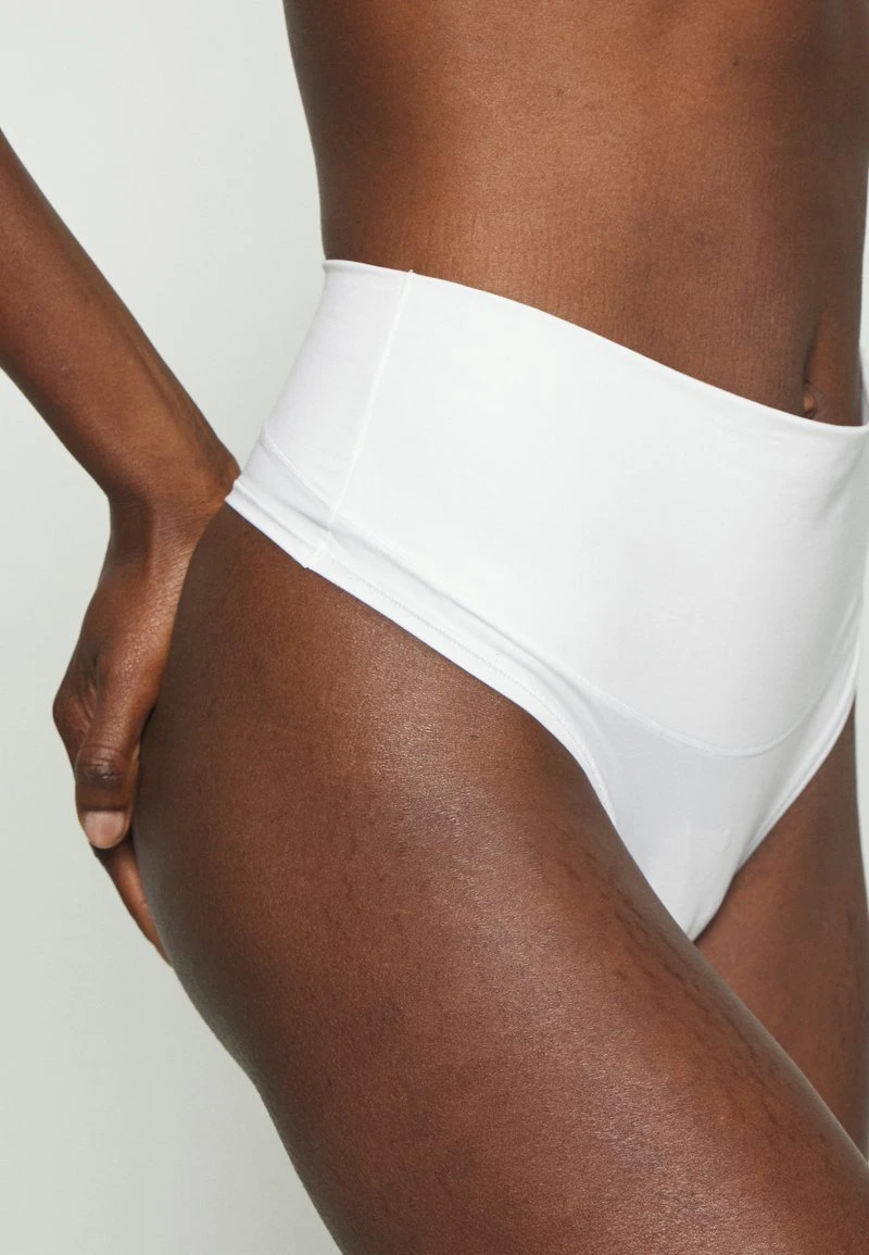 Spanx COTTON COMFORT THONG - String - White – Bild 5