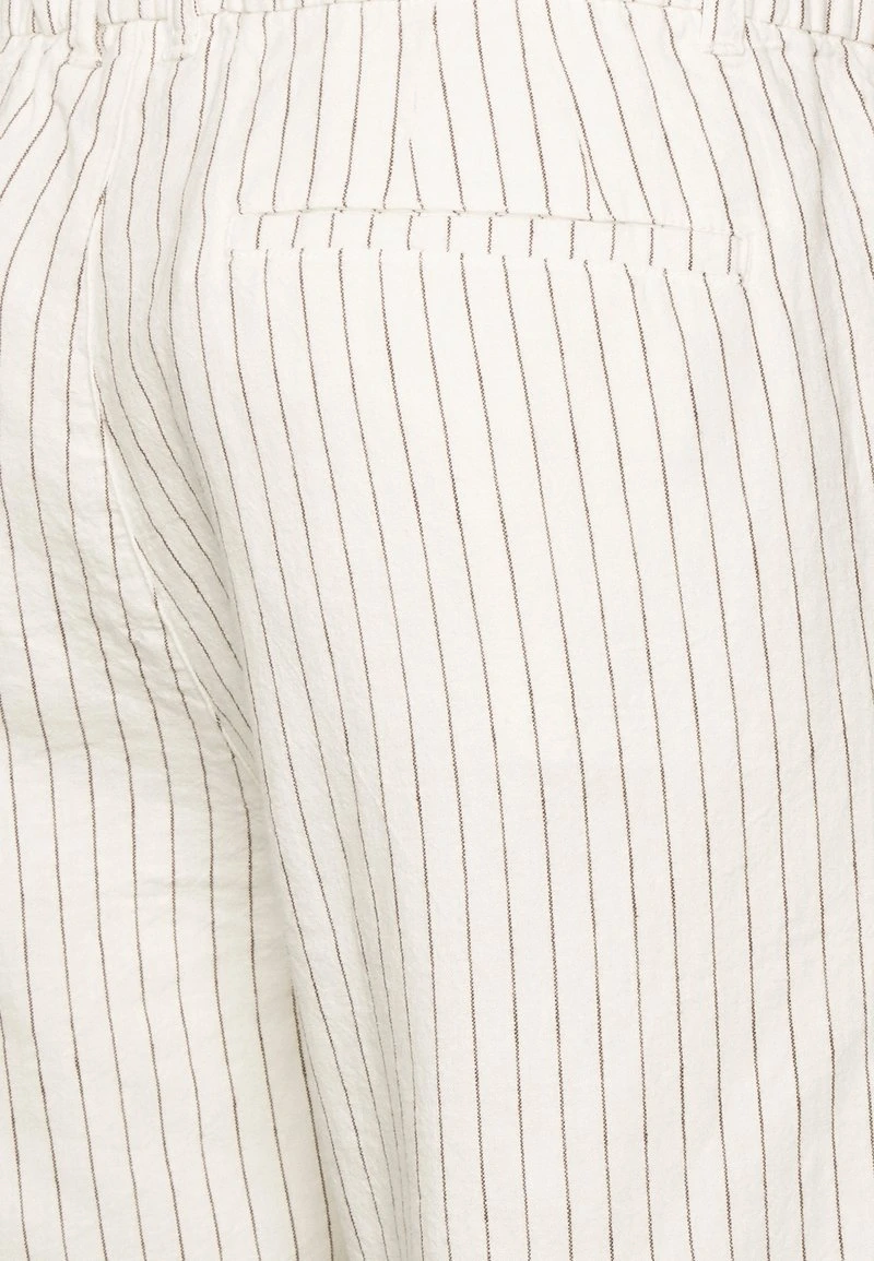 Pier One LINEN BLEND DRAWCORD SHORTS - Shorts - Off-white – Bild 3